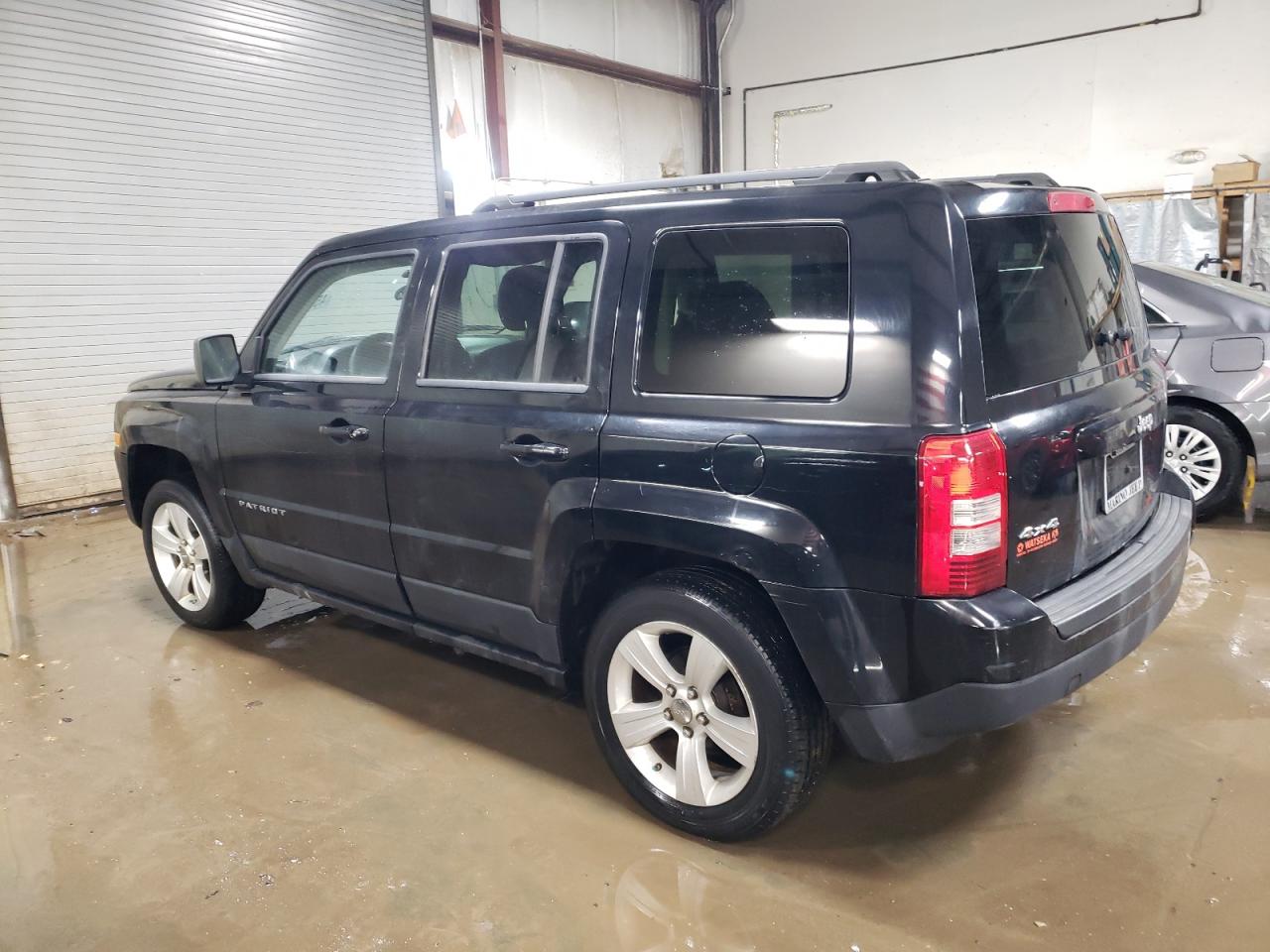 2012 Jeep Liberty (Patriot) VIN 1C4NJRFB1CD638531 Copart auction photo, front end damage thumbnail 2