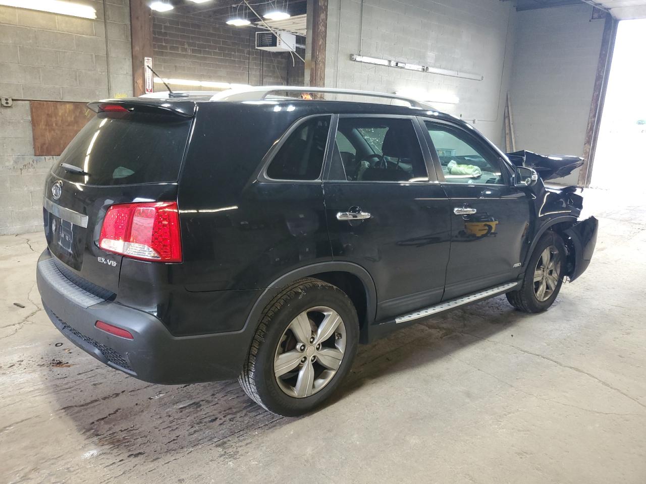 2012 KIA Sorento VIN 5XYKUDA29CG269536 Copart auction photo, front end damage thumbnail 3