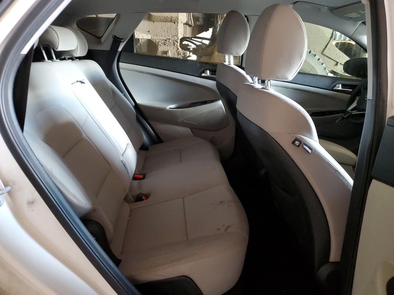 2019 Hyundai Tucson VIN KM8J23A49KU952584 Copart auction photo, vandalism damage thumbnail 11