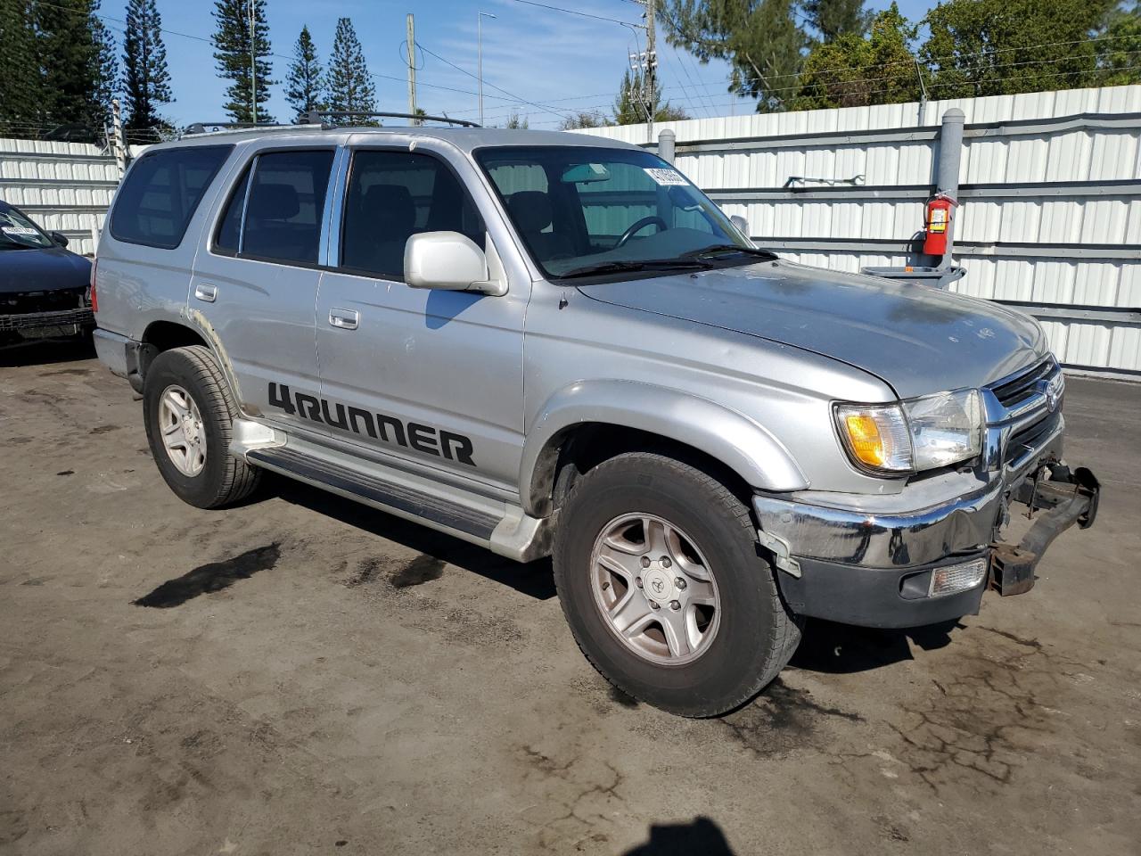 2002 Toyota 4Runner VIN JT3GN86R720253683 Copart auction photo, front end damage thumbnail 4