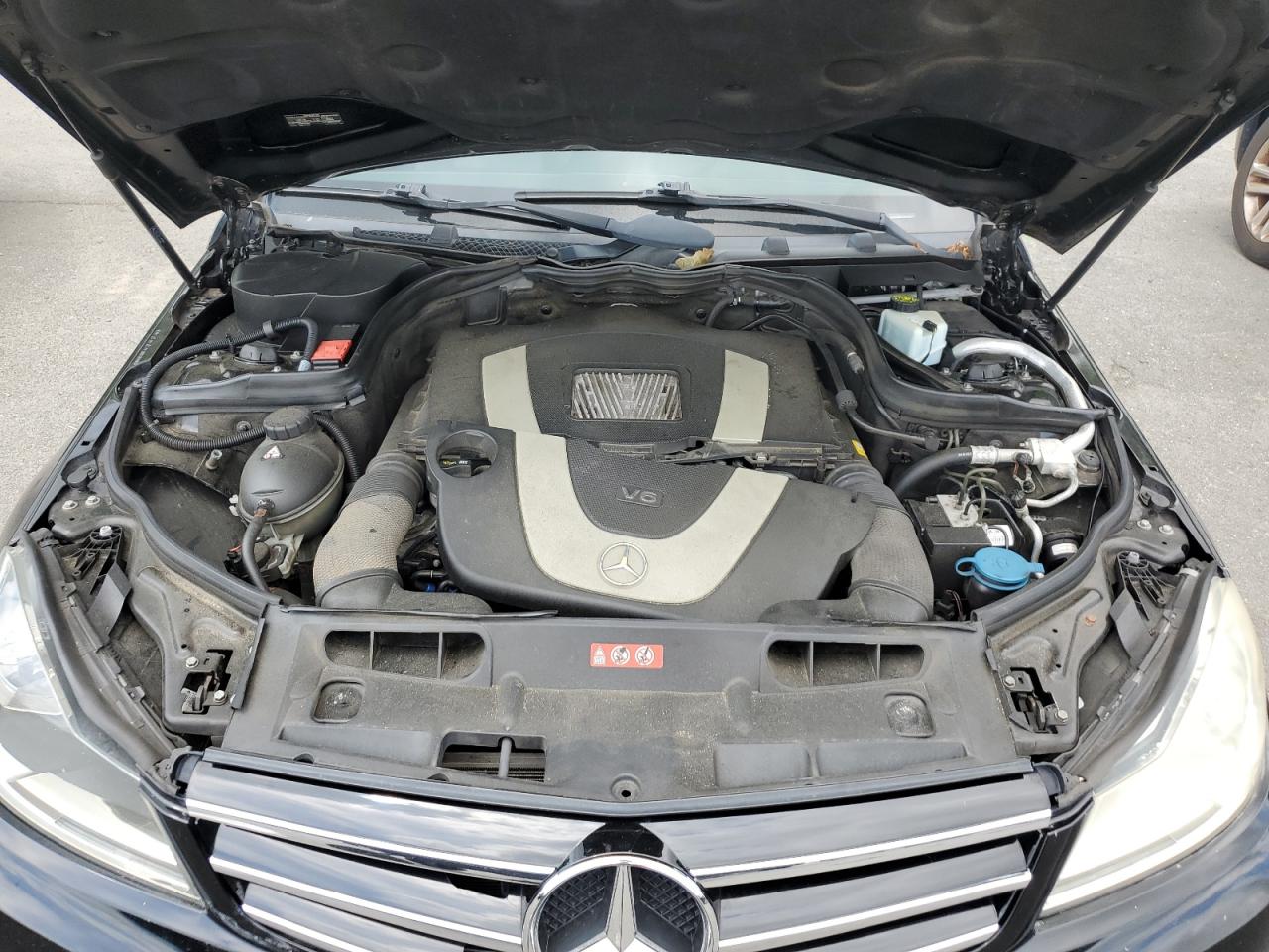 2012 Mercedes-Benz C-klasse VIN WDDGF8BB9CR236534 Copart auction photo, side damage thumbnail 11
