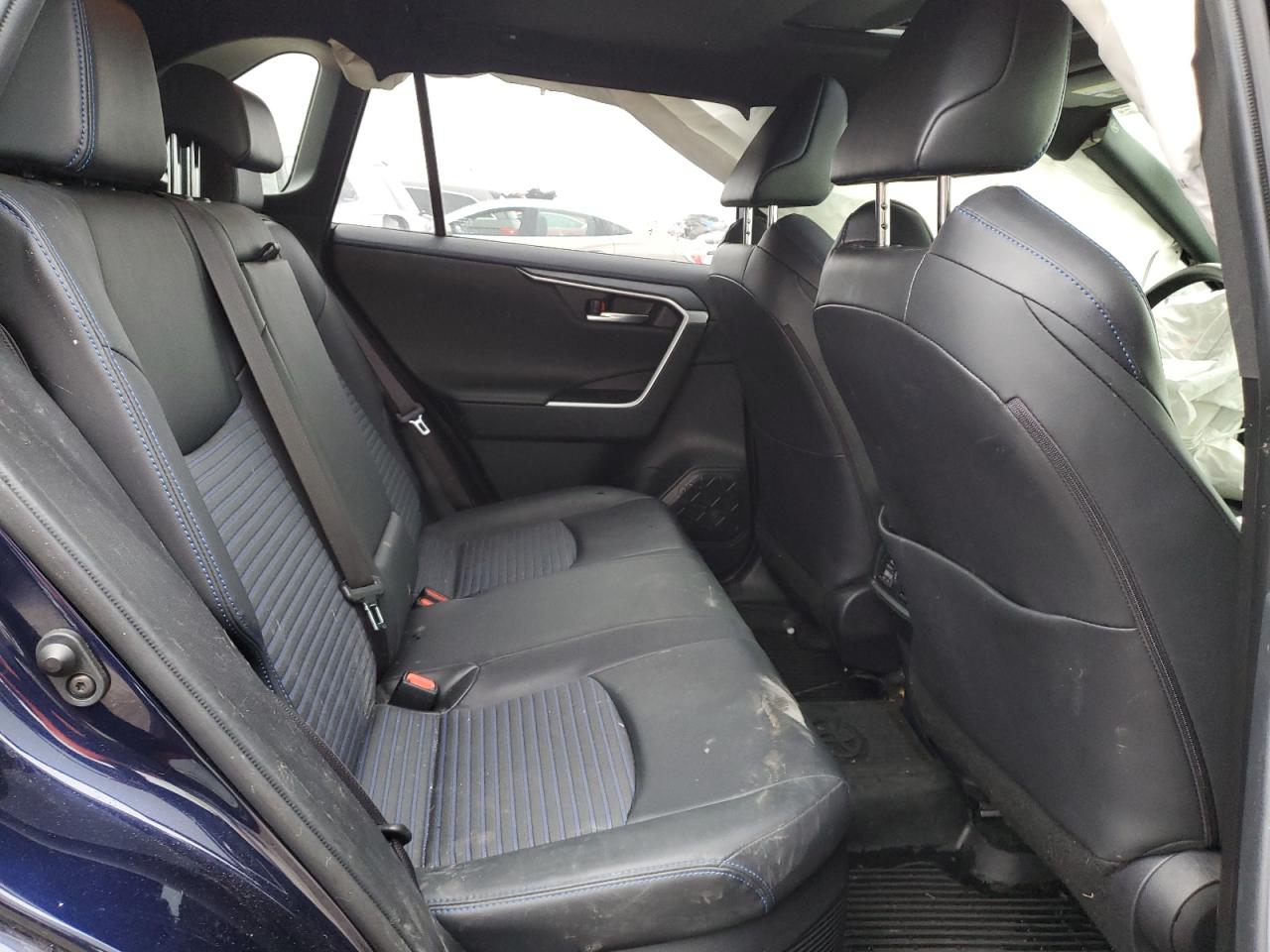 2019 Toyota RAV 4 VIN JTMEWRFV2KJ019450 Copart auction photo, front end / side damage thumbnail 11