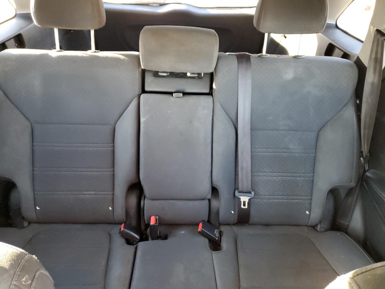 2016 KIA Sorento VIN 5XYPG4A35GG120049 Copart auction photo, front end / minor dent/scratches damage thumbnail 10