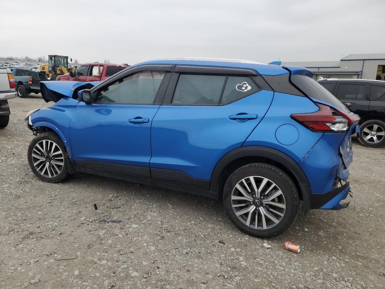 2022 Nissan Kicks VIN 3N1CP5CV2NL497899 Copart auction photo, all over damage thumbnail 2