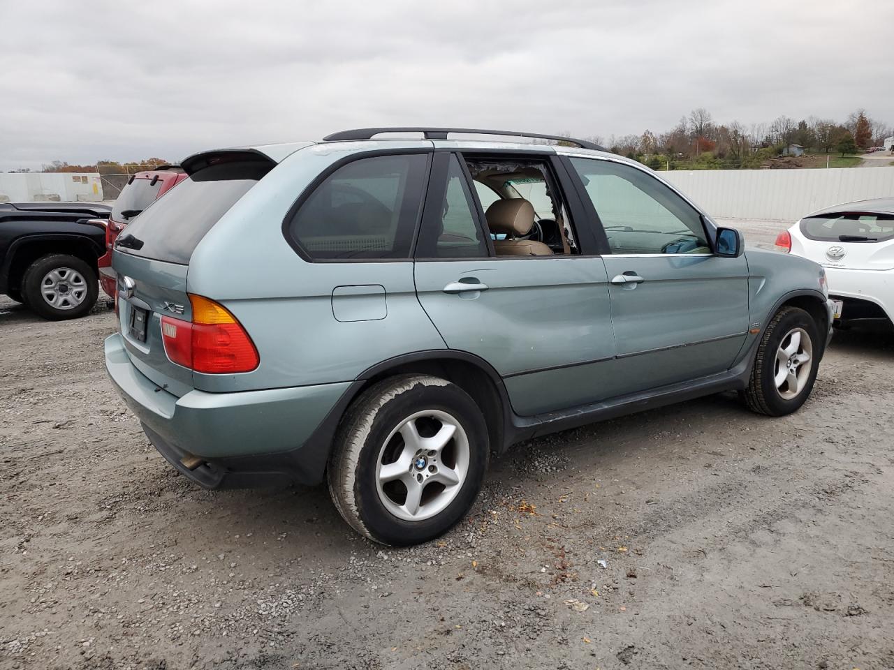 2002 BMW X5 VIN 5UXFA53572LP44156 Copart auction photo, frame damage / front end damage thumbnail 3