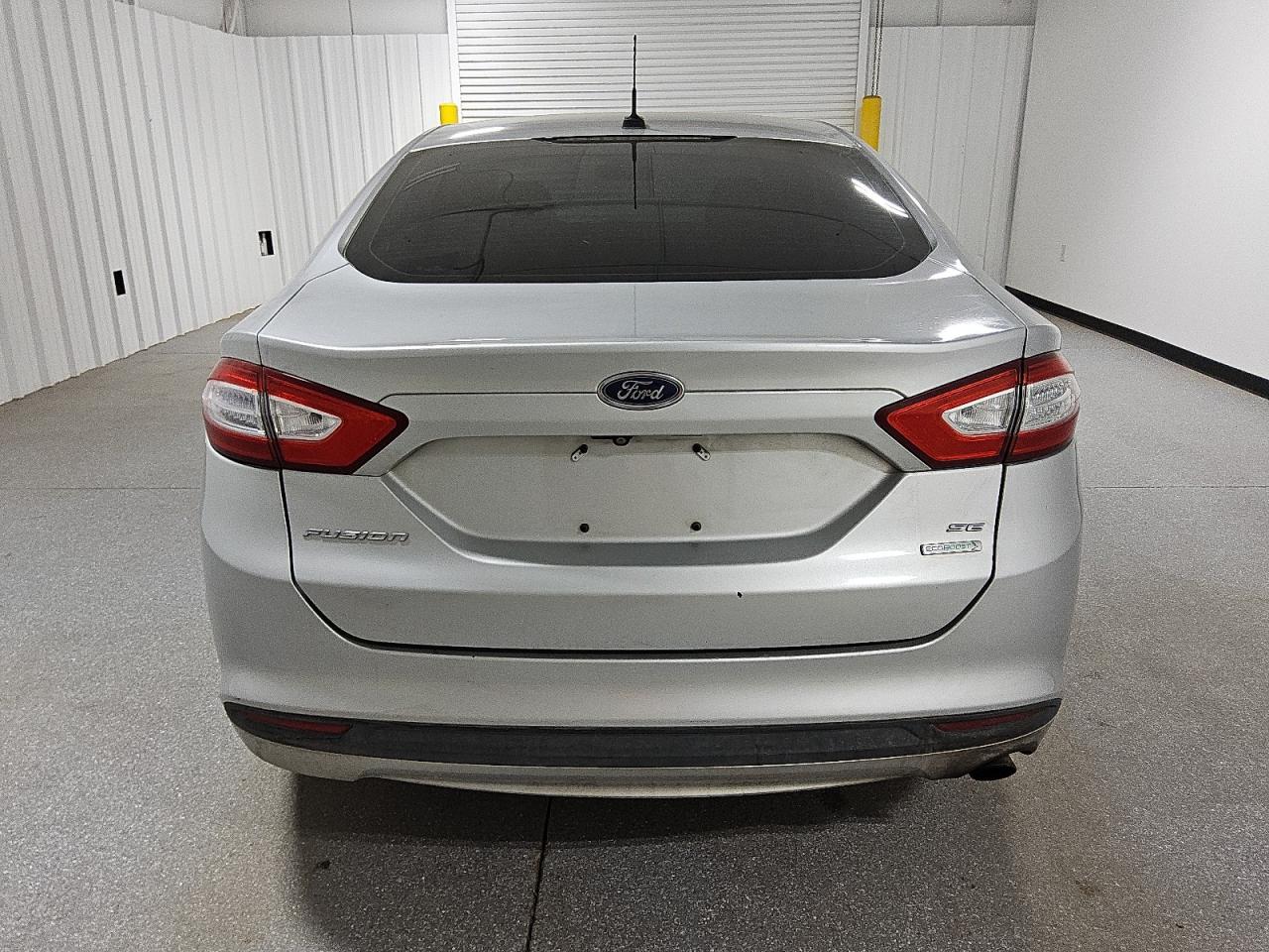 2016 Ford Fusion VIN 1FA6P0HD2G5119846 Copart auction photo, minor dent/scratches damage thumbnail 6