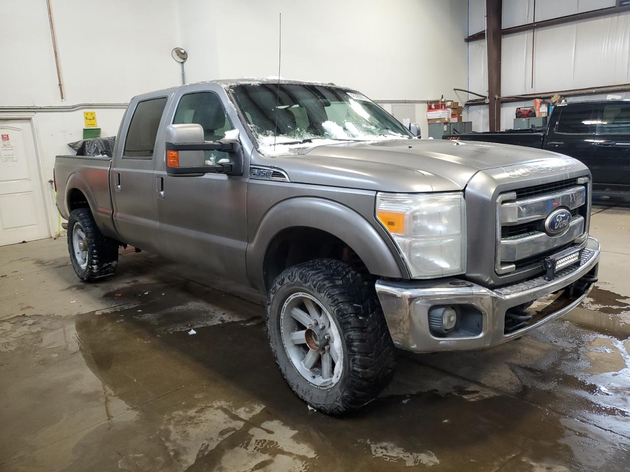 2011 Ford F350 VIN 1FT8W3B64BEA06653 Copart auction photo, rear end / top/roof damage thumbnail 4