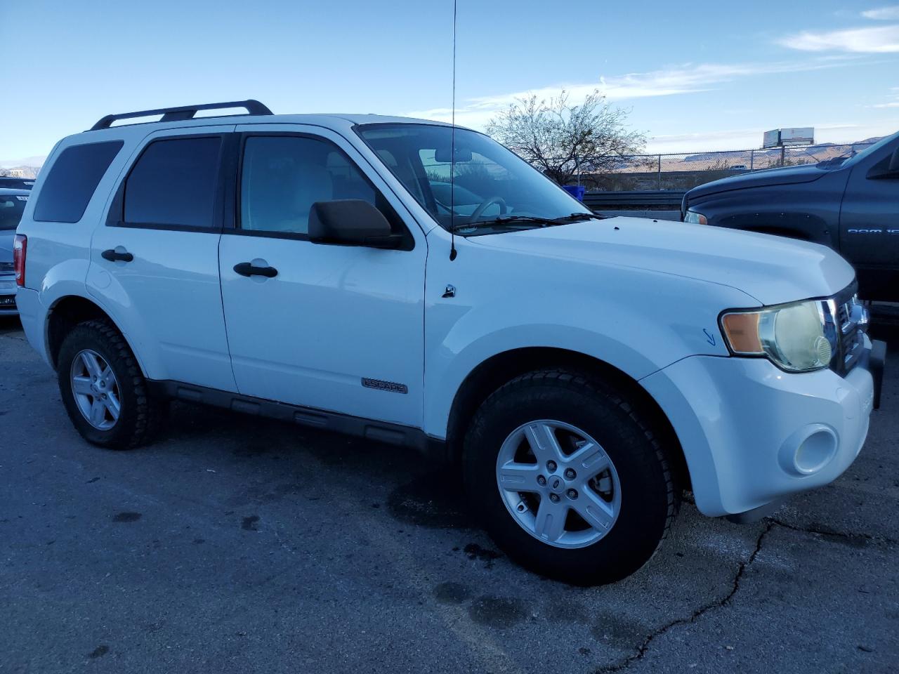 2008 Ford Escape VIN 1FMCU49H78KA60578 Copart auction photo, mechanical damage thumbnail 4