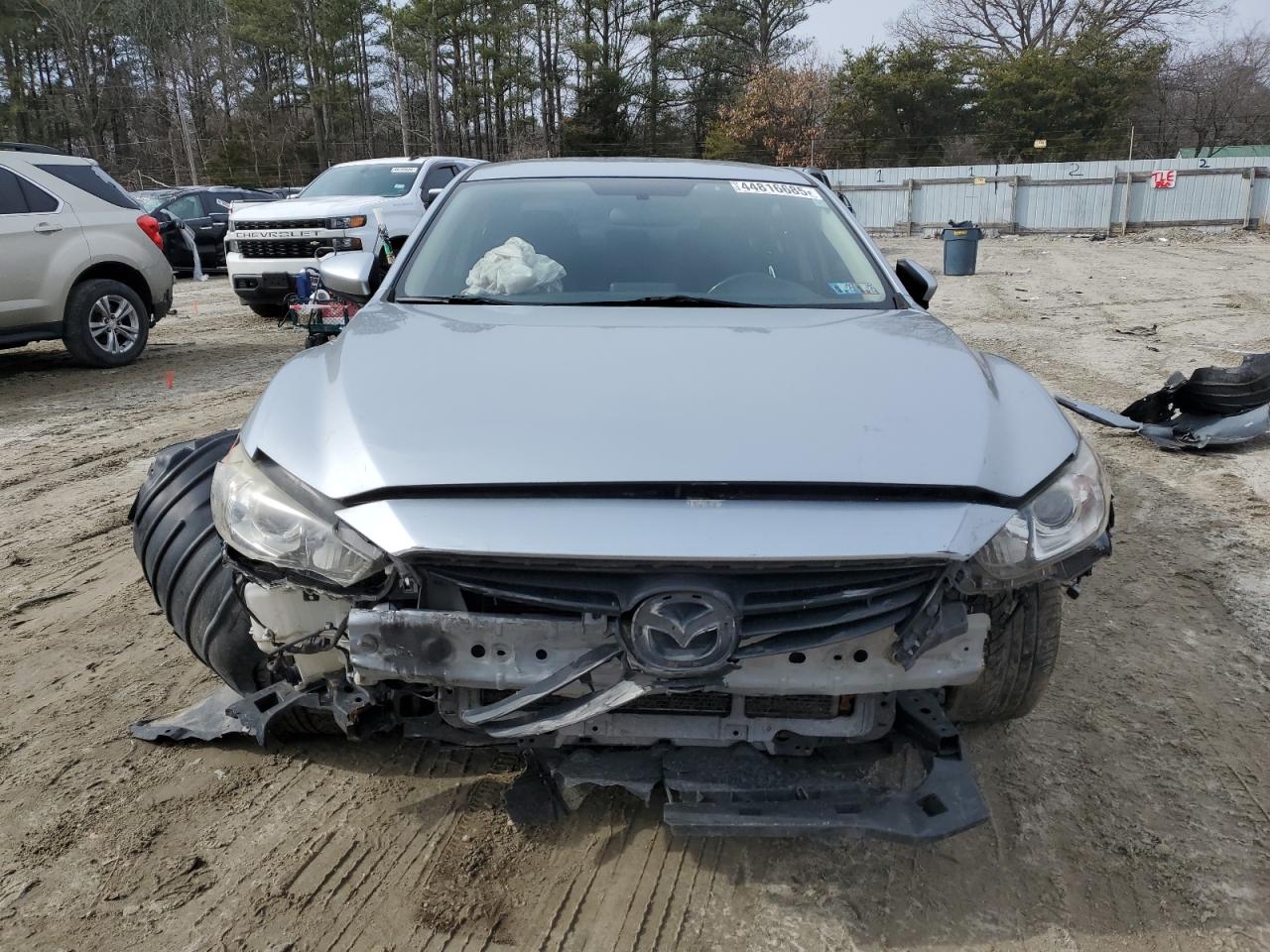 2016 Mazda 6 VIN JM1GJ1U57G1419345 Copart auction photo, front end / minor dent/scratches damage thumbnail 5