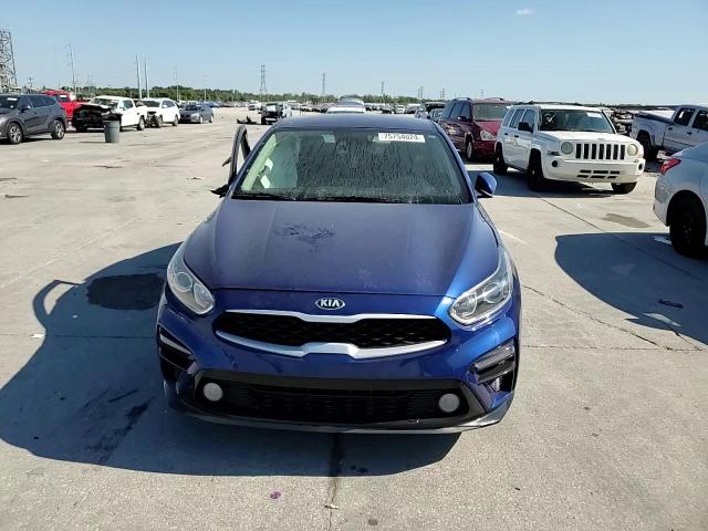 2019 KIA Forte VIN 3KPF24AD3KE057994 Copart auction photo, side / minor dent/scratches damage thumbnail 10