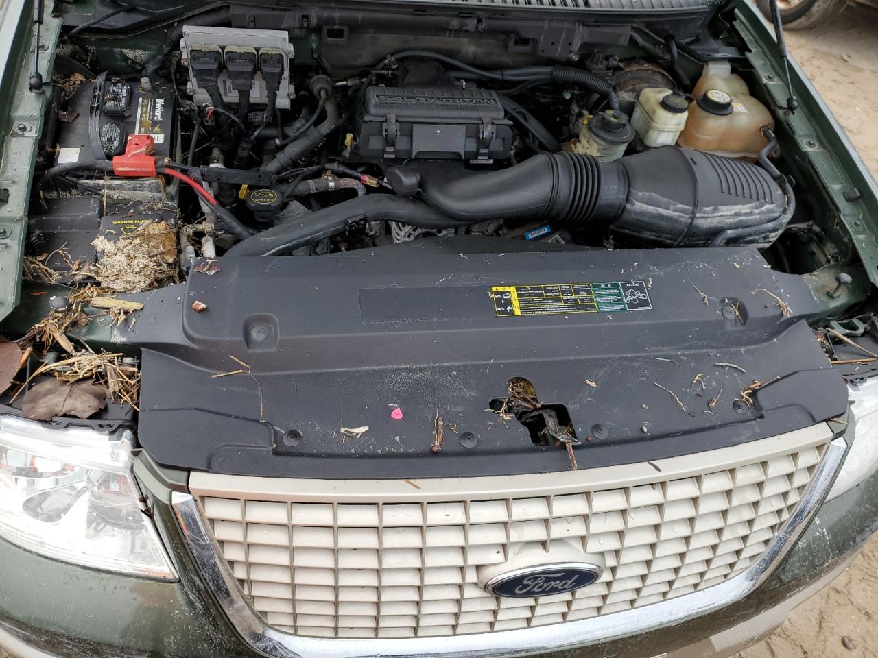 2005 Ford Expedition VIN 1FMFU17525LA33329 Copart auction photo, water/flood damage thumbnail 11