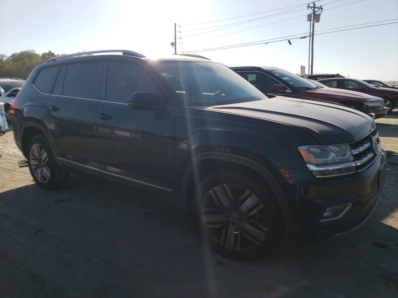 2019 Volkswagen Atlas VIN 1V2ER2CA4KC528765 Copart auction photo, front end damage thumbnail 4