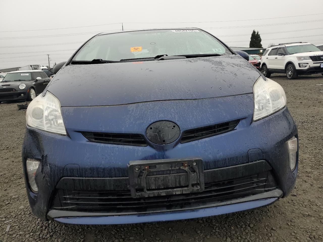2014 Toyota Prius VIN JTDKN3DUXE1748894 Copart auction photo, vandalism damage thumbnail 5