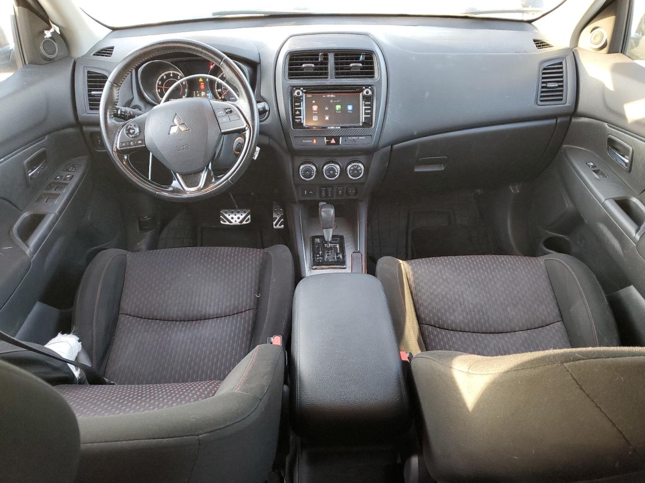 2018 Mitsubishi Outlander VIN JA4AP3AU9JU016219 Copart auction photo, side / front end damage thumbnail 8