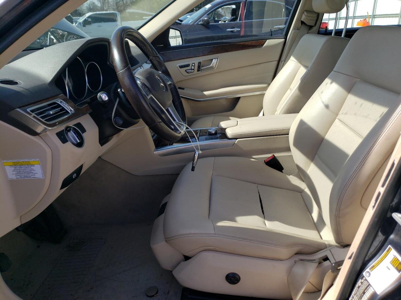 2014 Mercedes-Benz E-klasse VIN WDDHF8JB6EA801779 Copart auction photo, front end / minor dent/scratches damage thumbnail 7