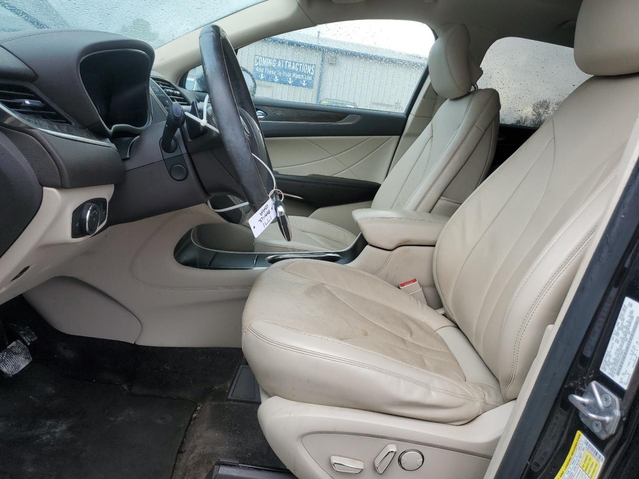 2017 Lincoln MKC VIN 5LMCJ3C93HUL39693 Copart auction photo, front end / minor dent/scratches damage thumbnail 7