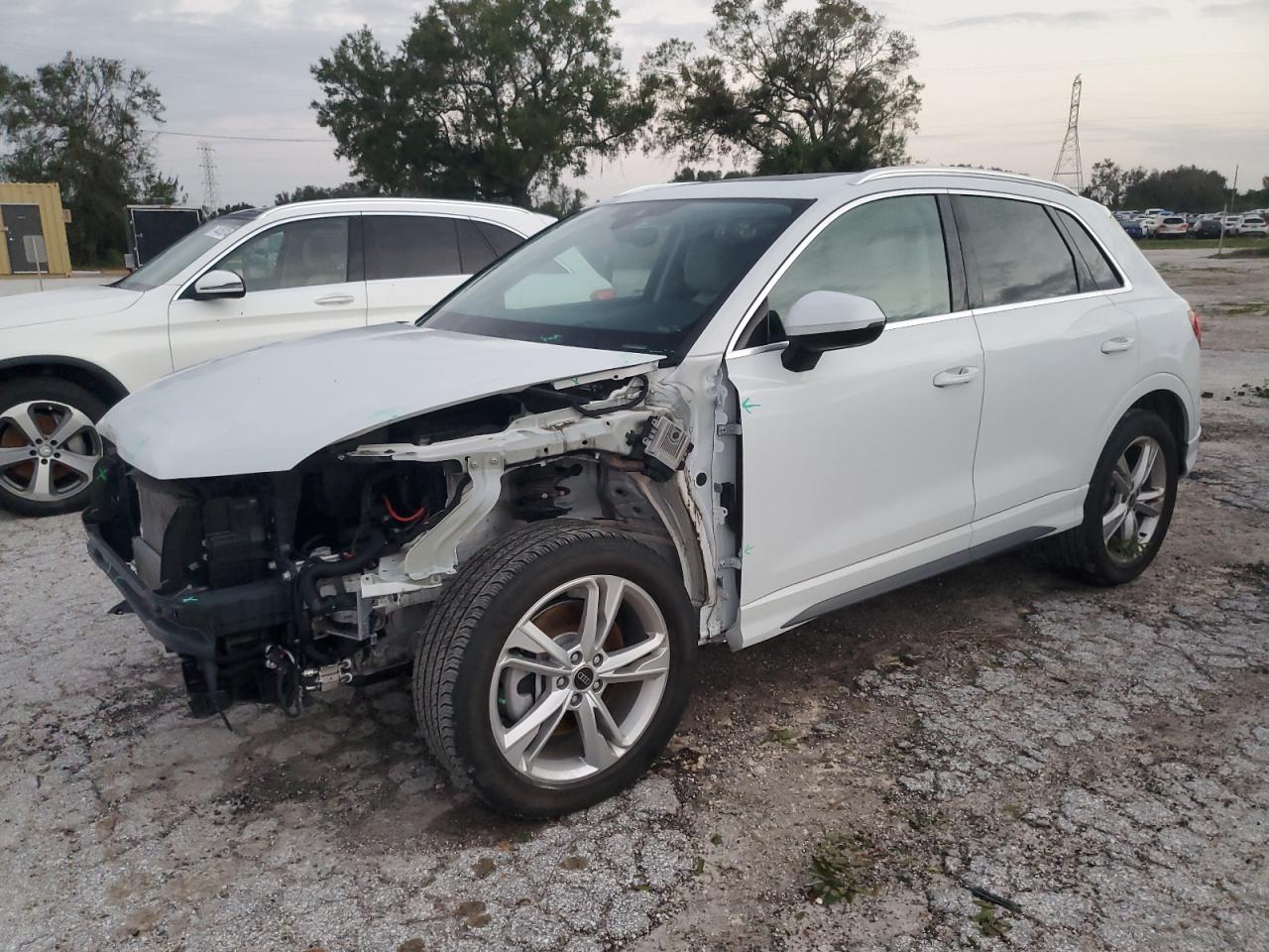 2023 Audi Q3 VIN WA1EECF38P1053165