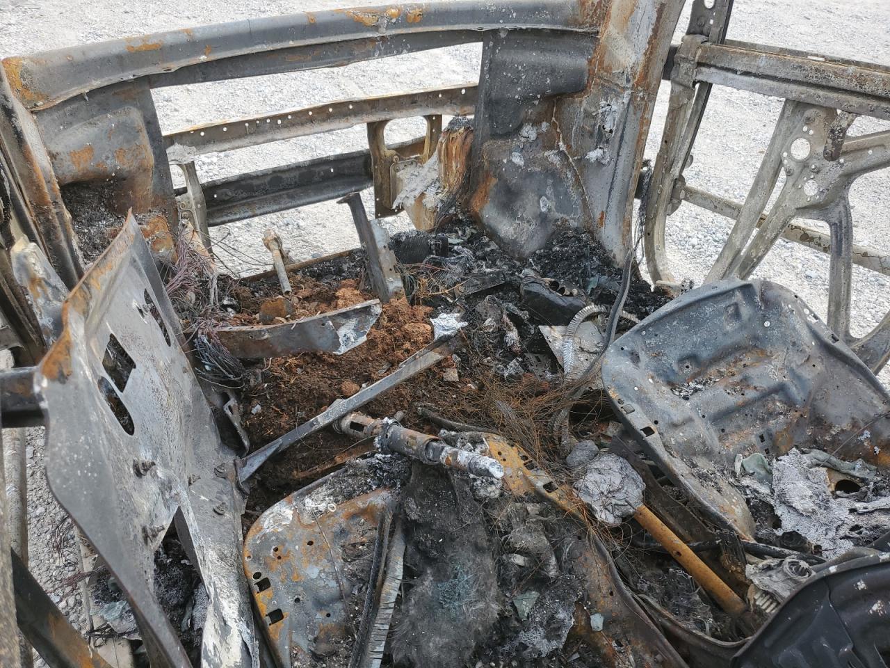 2015 Smart Fortwo VIN WMEEJ3BA7FK794570 Copart auction photo, burn damage thumbnail 8