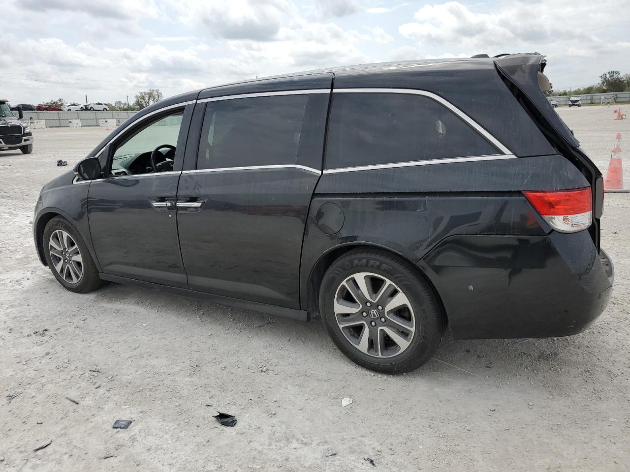 2016 Honda Odyssey VIN 5FNRL5H96GB062268 Copart auction photo, rear end / side damage thumbnail 2