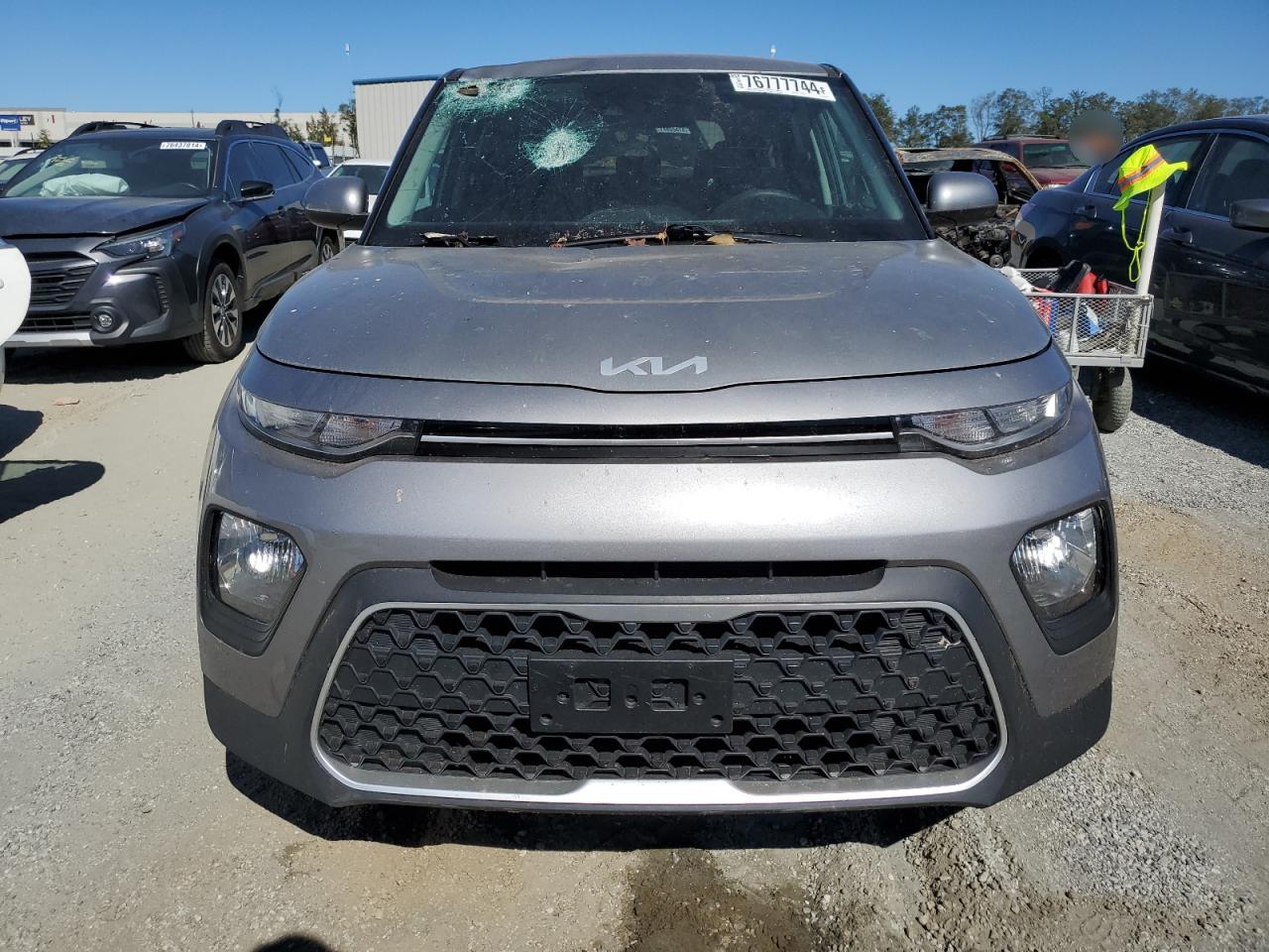 2022 KIA Soul VIN KNDJ23AU8N7833545 Copart auction photo, top/roof damage thumbnail 5