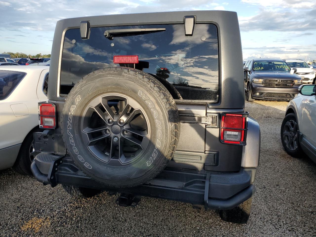 2018 Jeep Wrangler VIN 1C4HJWDG9JL867309 Copart auction photo, water/flood damage thumbnail 6