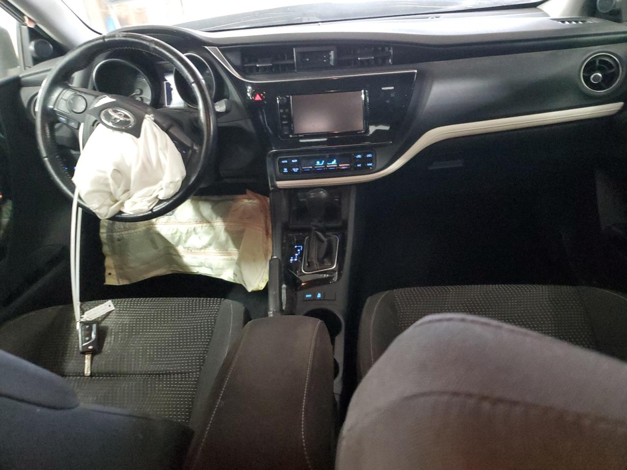 2018 Toyota Corolla VIN JTNKARJE4JJ572300 Copart auction photo, front end / minor dent/scratches damage thumbnail 8