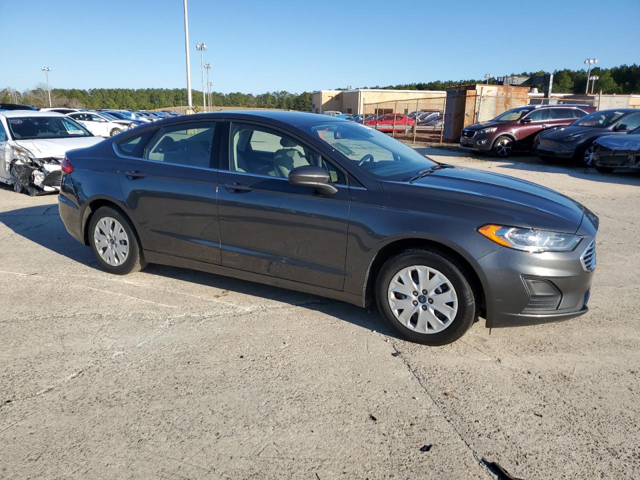 2019 Ford Fusion VIN 3FA6P0G78KR193273 Copart auction photo, rear end damage thumbnail 4
