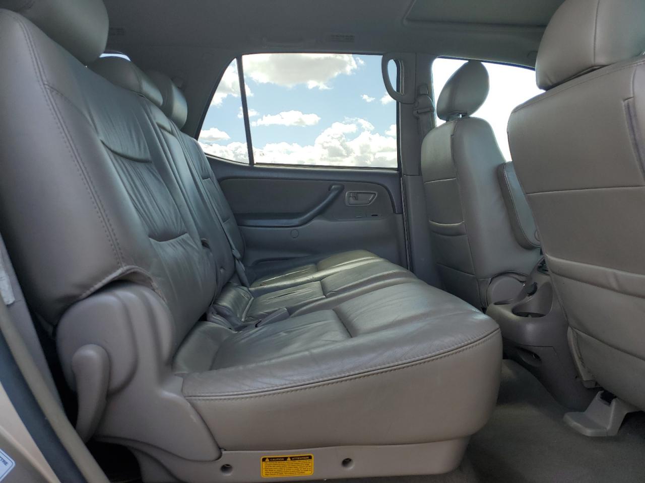 2006 Toyota Sequoia VIN 5TDZT34A06S282150 Copart auction photo, minor dent/scratches damage thumbnail 11