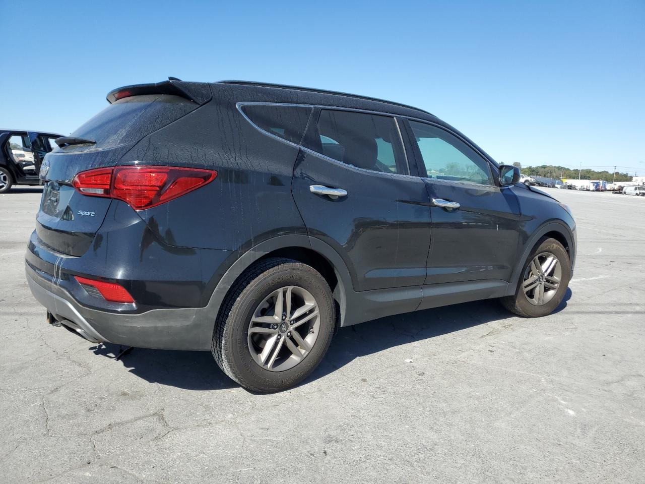 2017 Hyundai Santa Fe VIN 5NMZU3LBXHH024540 Copart auction photo, front end damage thumbnail 3