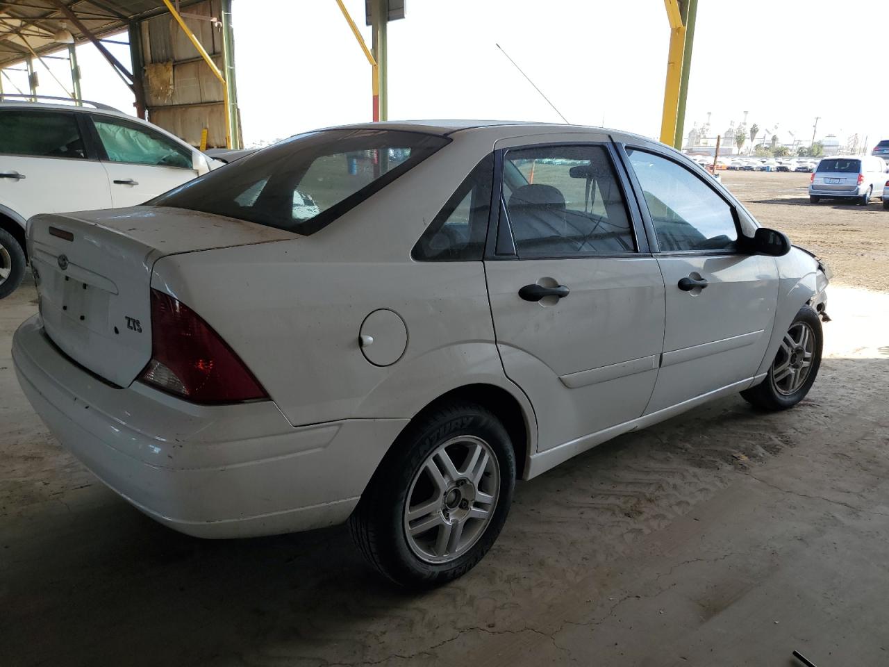 2004 Ford Focus VIN 1FAFP38Z44W160028 Copart auction photo, front end damage thumbnail 3