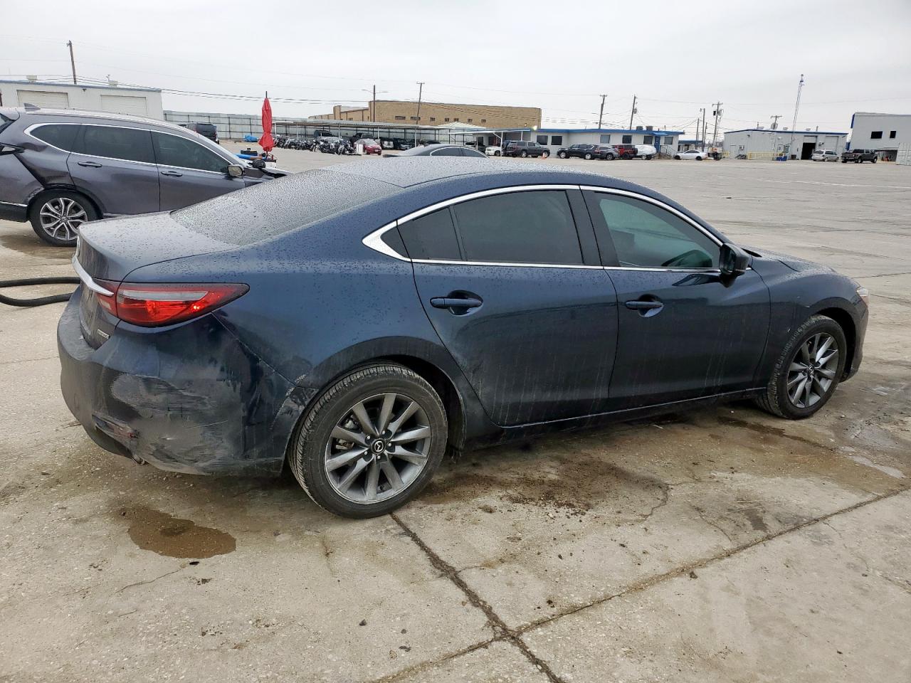 2021 Mazda 6 VIN JM1GL1UM6M1619582 Copart auction photo, front end / rear end damage thumbnail 3