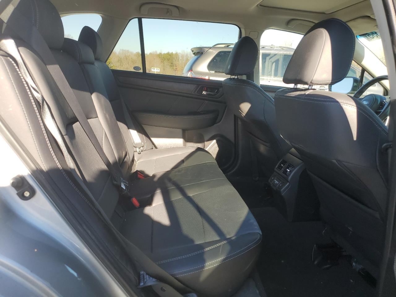 2018 Subaru Outback VIN 4S4BSANC2J3226662 Copart auction photo, front end / side damage thumbnail 11