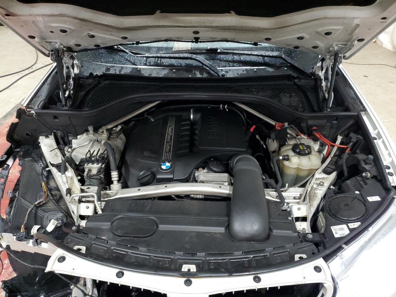2017 BMW X5 VIN 5UXKR0C32H0V81872 Copart auction photo, front end damage thumbnail 12
