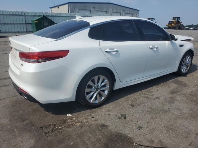 2017 KIA Optima VIN 5XXGU4L31HG177098 Copart auction photo, front end / minor dent/scratches damage thumbnail 3
