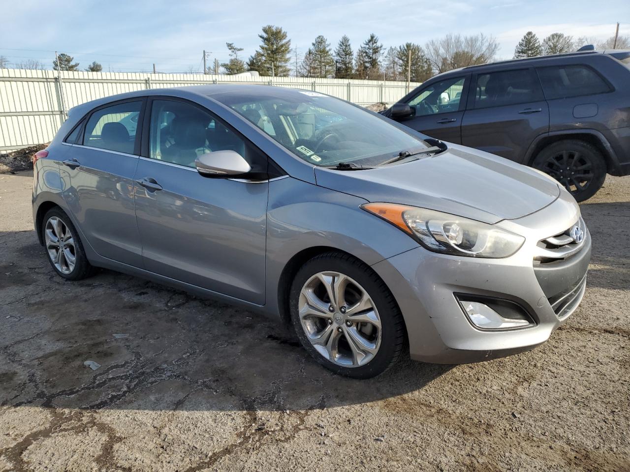 2014 Hyundai Elantra VIN KMHD35LH0EU185072 Copart auction photo, mechanical / minor dent/scratches damage thumbnail 4