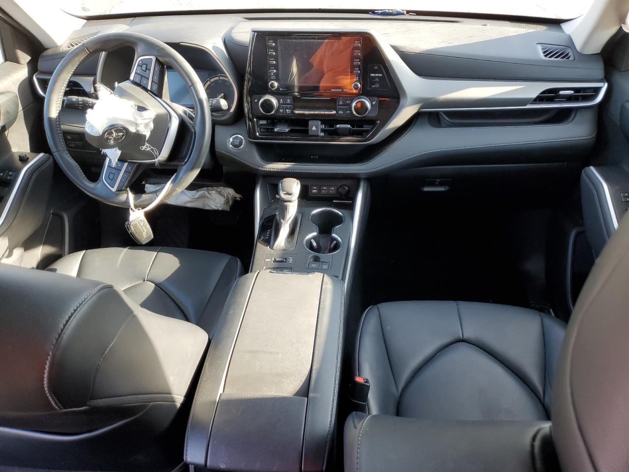 2022 Toyota Highlander VIN 5TDGZRBH0NS588630 Copart auction photo, front end damage thumbnail 8