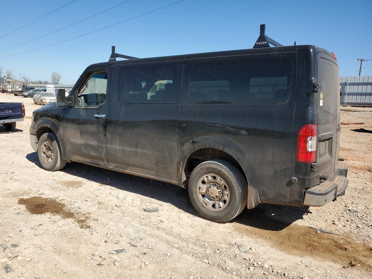 2013 Nissan NV VIN 5BZAF0AA2DN201739 Copart auction photo, top/roof / minor dent/scratches damage thumbnail 2