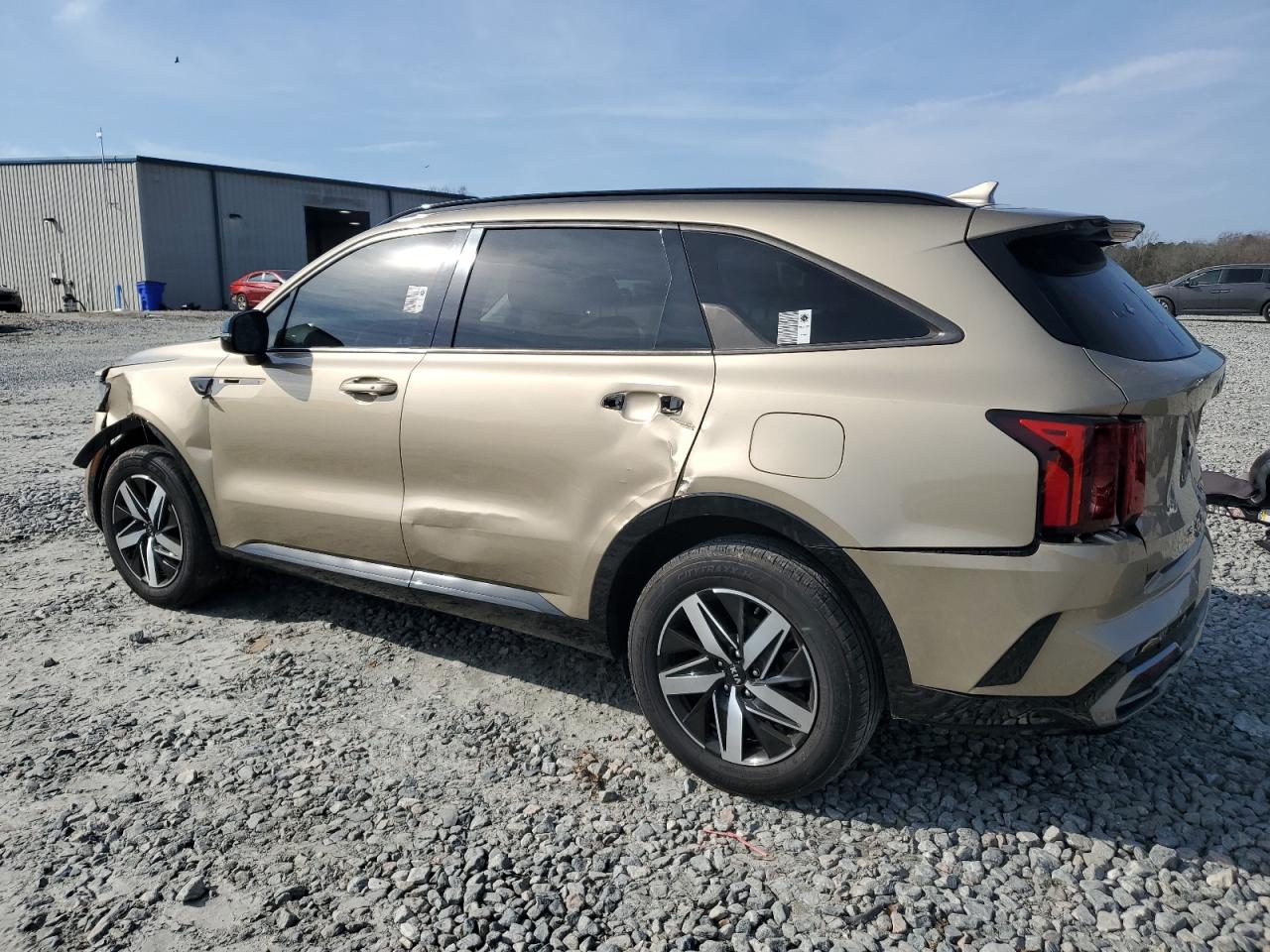 2021 KIA Sorento VIN 5XYRH4LF2MG058053 Copart auction photo, all over damage thumbnail 2