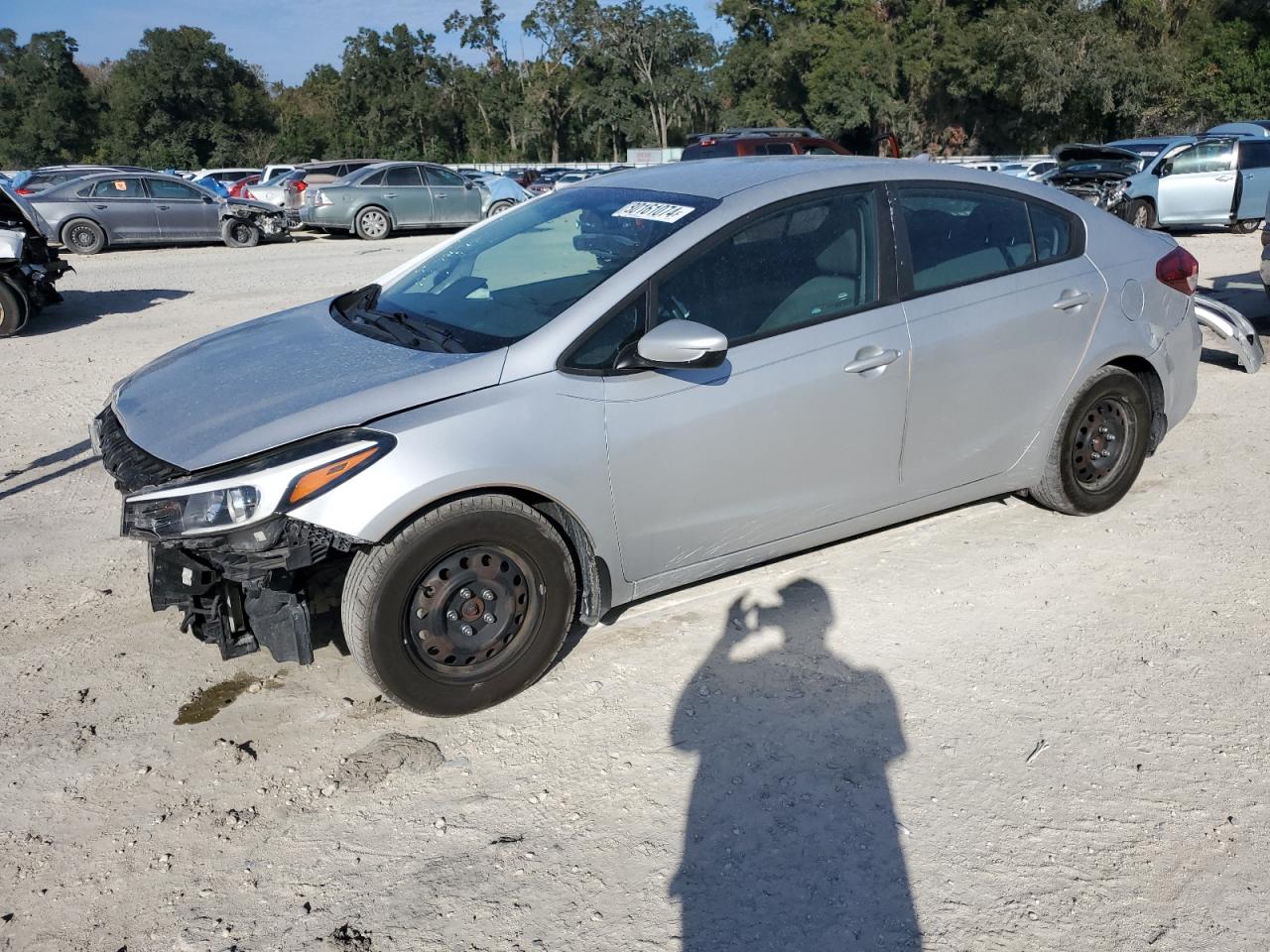 2018 KIA Forte VIN 3KPFK4A73JE211855