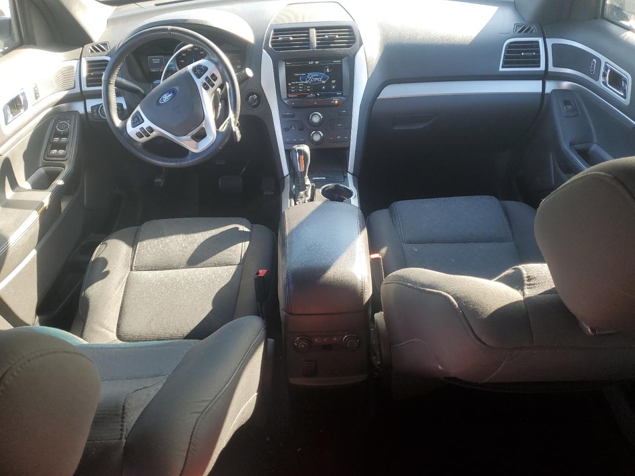 2015 Ford Explorer VIN 1FM5K8D87FGA58102 Copart auction photo, all over damage thumbnail 8