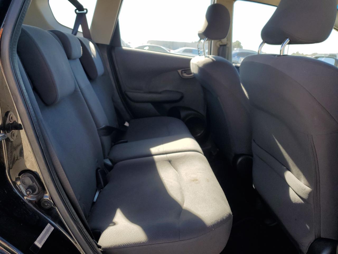 2013 Honda Fit VIN JHMGE8H31DC057999 Copart auction photo, rear end damage thumbnail 10