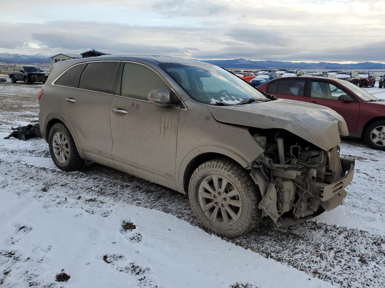 2019 KIA Sorento VIN 5XYPGDA53KG551712 Copart auction photo, front end / minor dent/scratches damage thumbnail 4