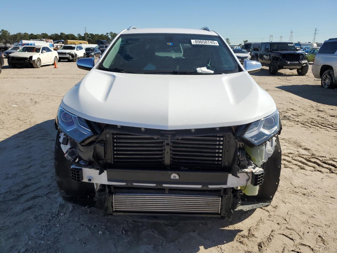 2019 Chevrolet Equinox VIN 3GNAXNEV6KL185864 Copart auction photo, front end damage thumbnail 7