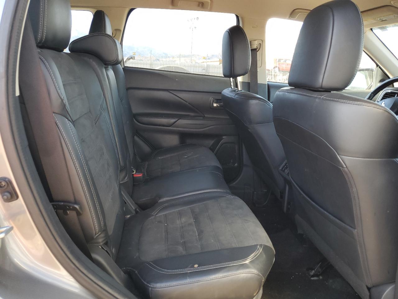 2020 Mitsubishi Outlander VIN JA4AZ3A32LZ022516 Copart auction photo, front end damage thumbnail 11