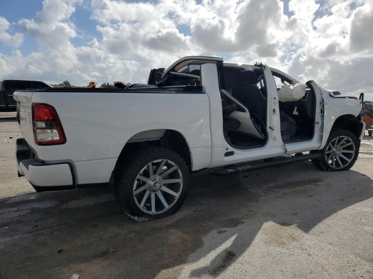 2022 RAM 1500 VIN 1C6RREFT1NN372508 Copart auction photo, all over damage thumbnail 3