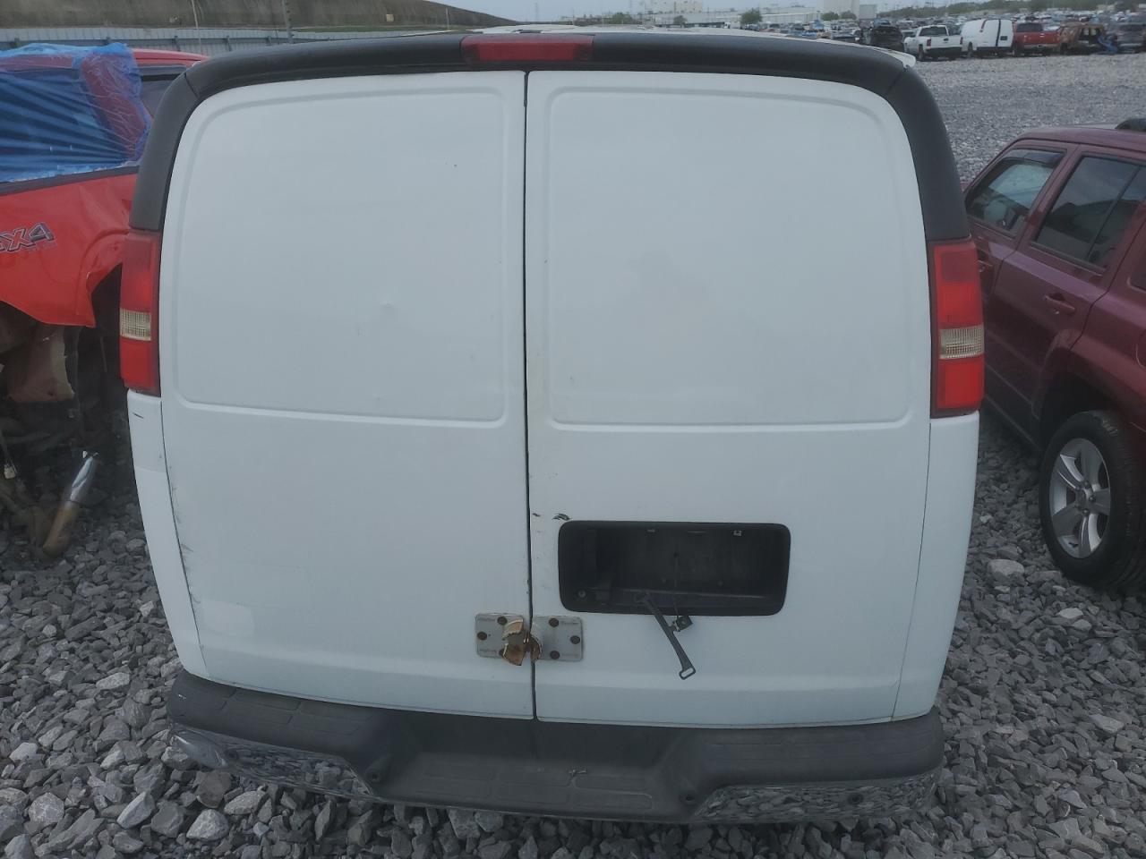 2013 Chevrolet Express VIN 1GCZGUCL5D1110686 Copart auction photo, normal wear / minor dent/scratches damage thumbnail 6