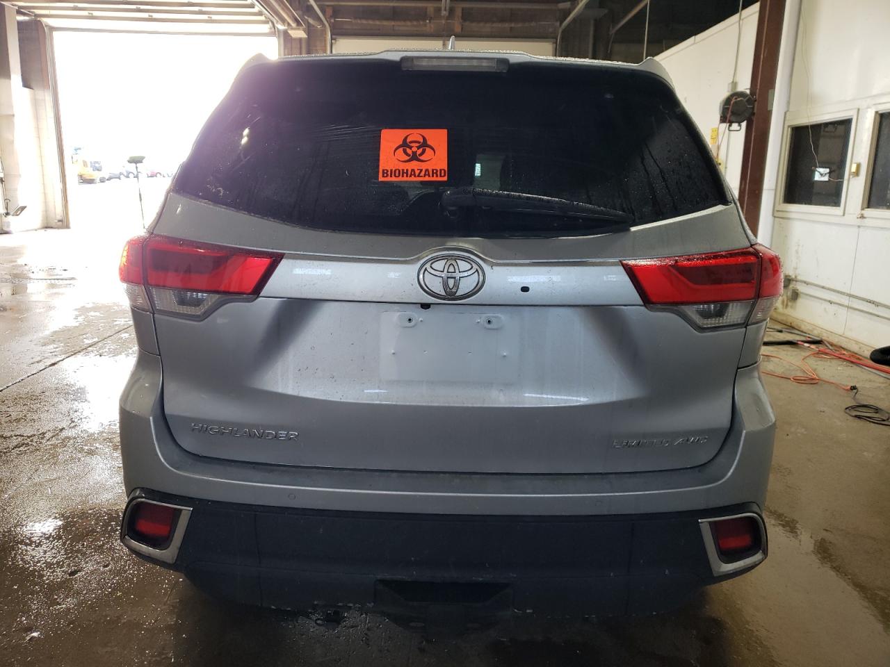 2019 Toyota Highlander VIN 5TDDZRFH8KS952253 Copart auction photo, front end damage thumbnail 6