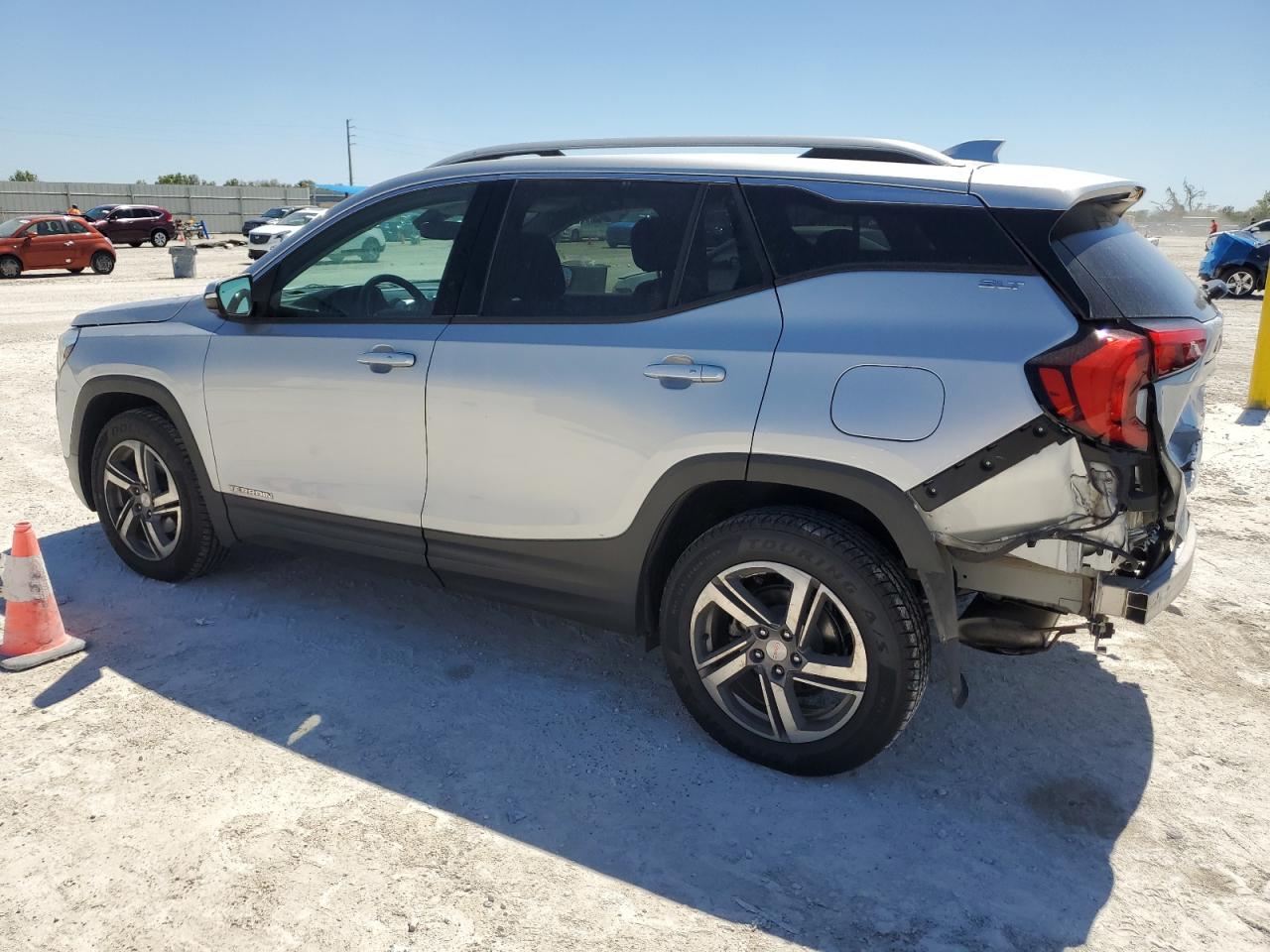 2018 GMC Terrain VIN 3GKALVEV9JL335568 Copart auction photo, rear end damage thumbnail 2