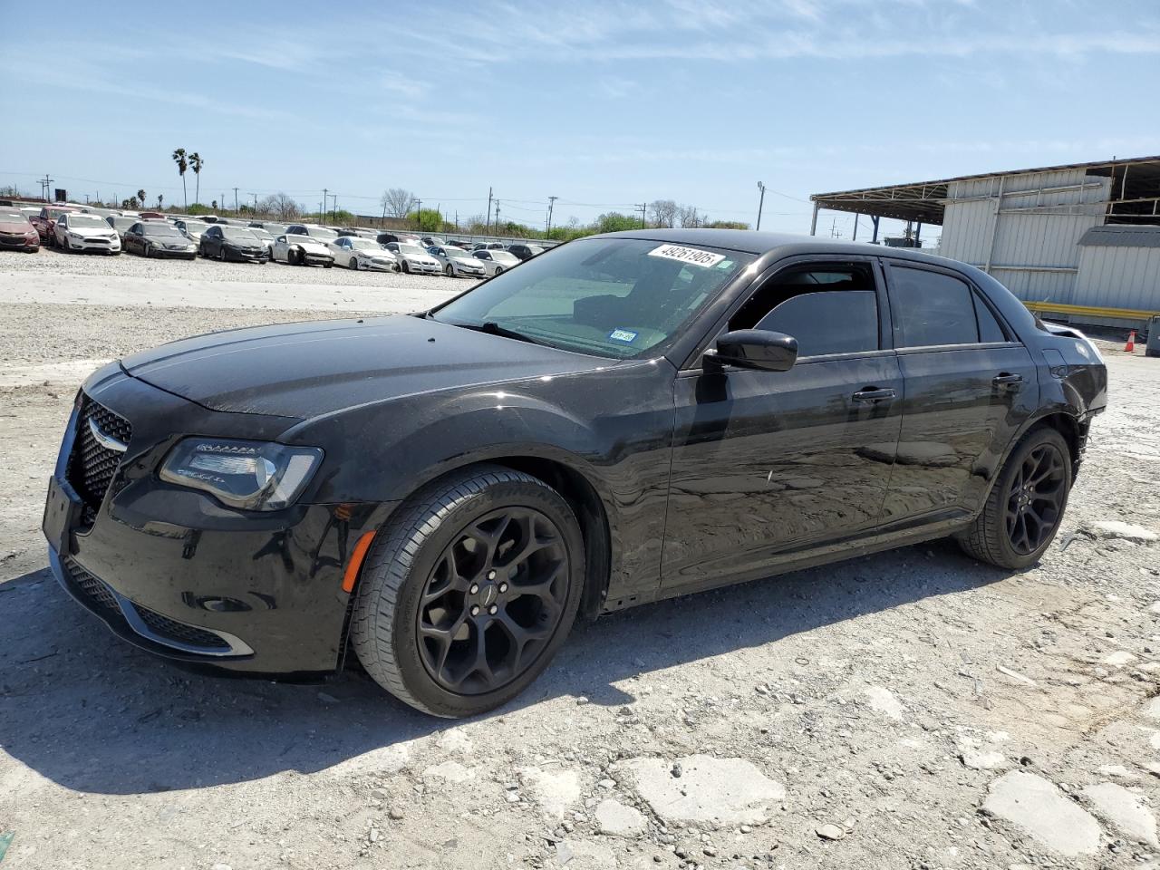 2019 Chrysler 300 VIN 2C3CCAAG6KH747269 - Copart auction photo
