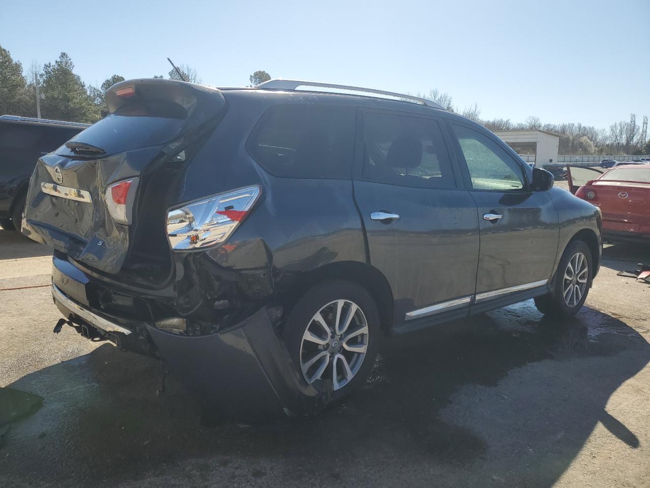 2013 Nissan Pathfinder VIN 5N1AR2MNXDC642544 Copart auction photo, rear end damage thumbnail 3